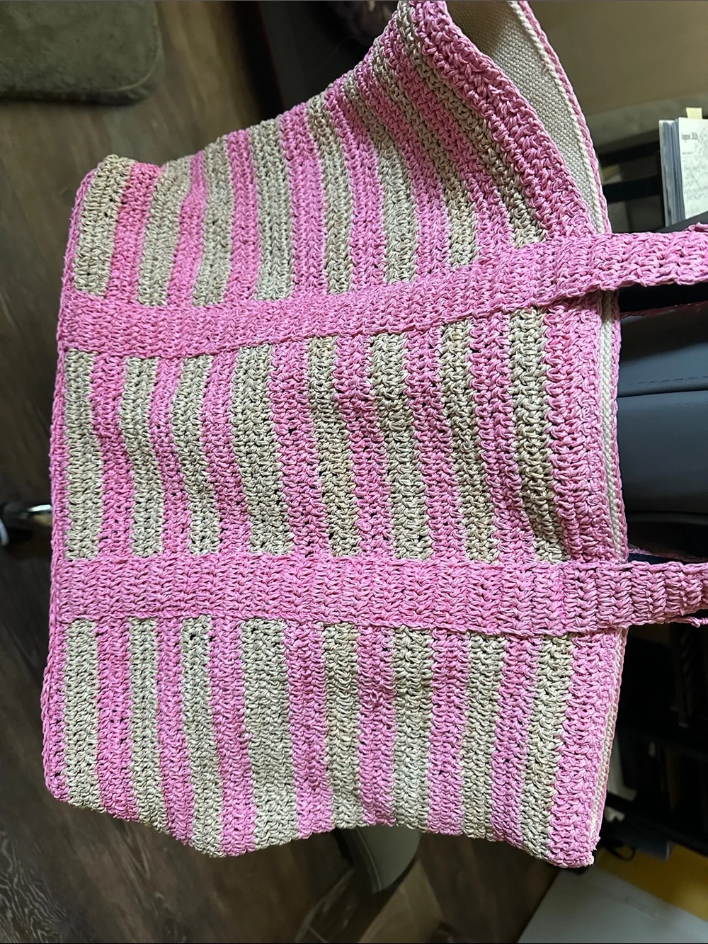 Vineyard Vines pink beige